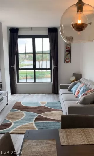 Photo #1: 2187744 Listing 