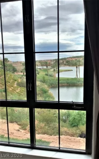 Photo #3: 2187744 Listing 