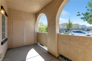 Photo #3: 2187901 Listing