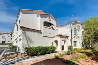 Photo #1: 2187907 Listing