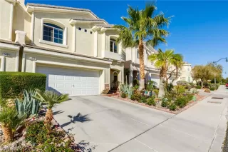 Photo #2: 2187967 Listing