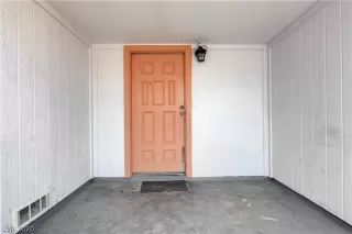 Photo #3: 2188072 Listing 