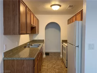 Photo #2: 2188150 Listing