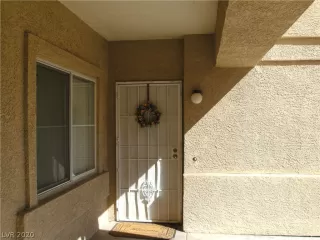 Photo #1: 2188218 Listing