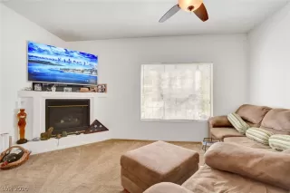 Photo #6: 2188248 Listing