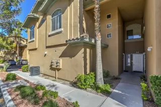 Photo #4: 2188271 Listing