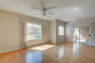 Photo #2: 2188273 Listing 