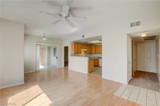 Photo #3: 2188273 Listing 
