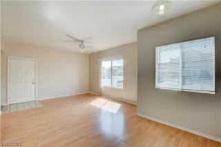 Photo #4: 2188273 Listing 