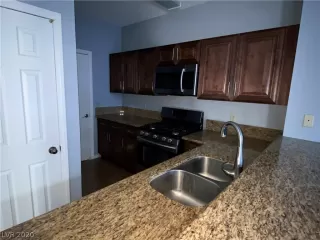 Photo #6: 2188401 Listing 