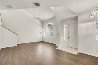 Photo #1: 2188433 Listing