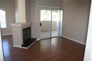 Photo #5: 2188487 Listing 