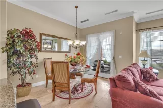 Photo #6: 2188528 Listing