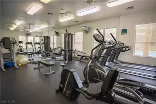 Photo #4: 2188558 Listing