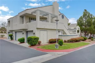 Photo #2: 2188569 Listing