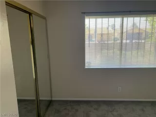 Photo #6: 2188605 Listing