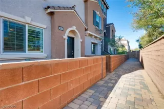 Photo #1: 2188711 Listing