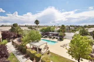 Photo #6: 2188716 Listing