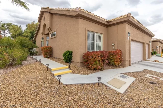 MLS: 2188844 Condo For Sale