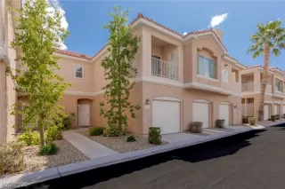 Photo #1: 2188894 Listing 