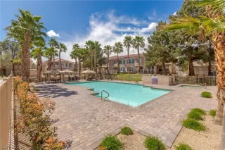 Photo #5: 2188894 Listing 