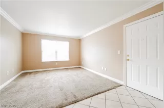 Photo #4: 2188941 Listing 