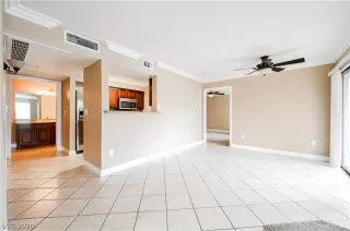 Photo #6: 2188941 Listing 