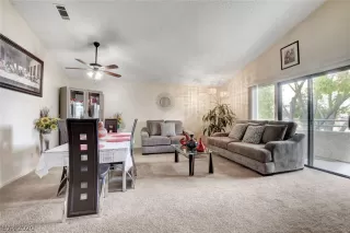 Photo #3: 2188976 Listing 