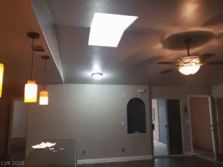 Photo #6: 2189111 Listing