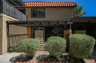 Photo #5: 2189117 Listing