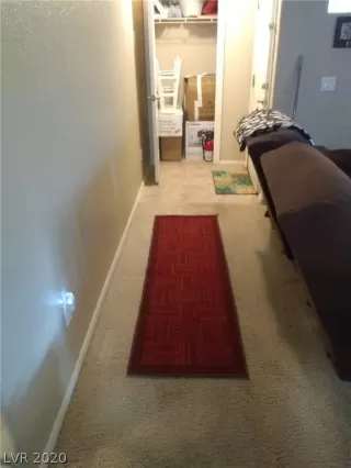 Photo #6: 2189129 Listing