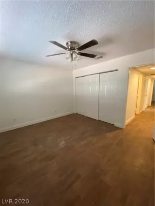 Photo #5: 2189197 Listing 