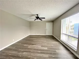 Photo #3: 2189240 Listing 