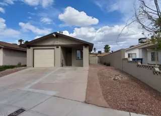 Photo #1: 2189382 Listing