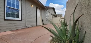 Photo #4: 2189382 Listing