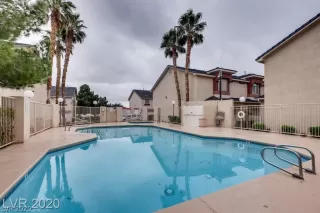 Photo #1: 2189396 Listing 