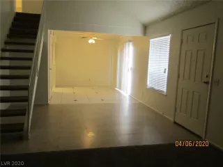 Photo #2: 2189400 Listing 