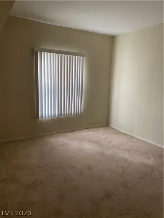 Photo #2: 2189417 Listing