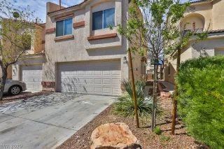 Photo #1: 2189456 Listing 