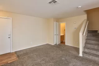 Photo #5: 2189456 Listing 