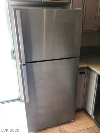 Photo #6: 2189478 Listing 