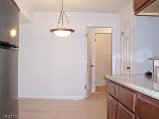 Photo #2: 2189504 Listing 