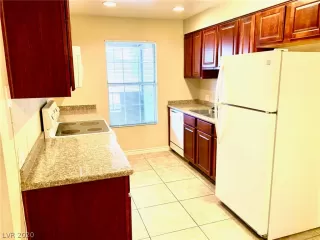 Photo #3: 2189506 Listing