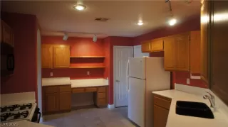 Photo #3: 2189556 Listing 