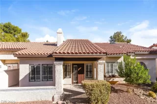 Photo #4: 2189565 Listing