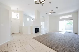 Photo #2: 2189588 Listing 