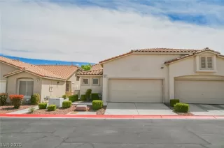 Photo #4: 2189588 Listing 