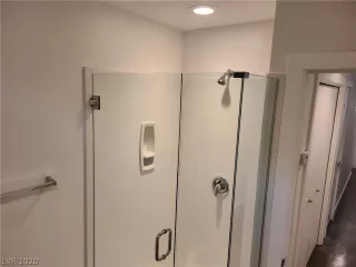 Photo #6: 2189654 Listing 