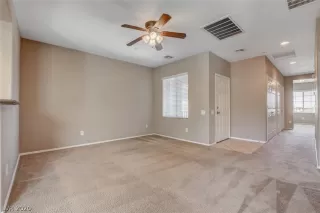 Photo #5: 2189725 Listing