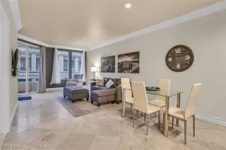 Photo #3: 2189854 Listing 